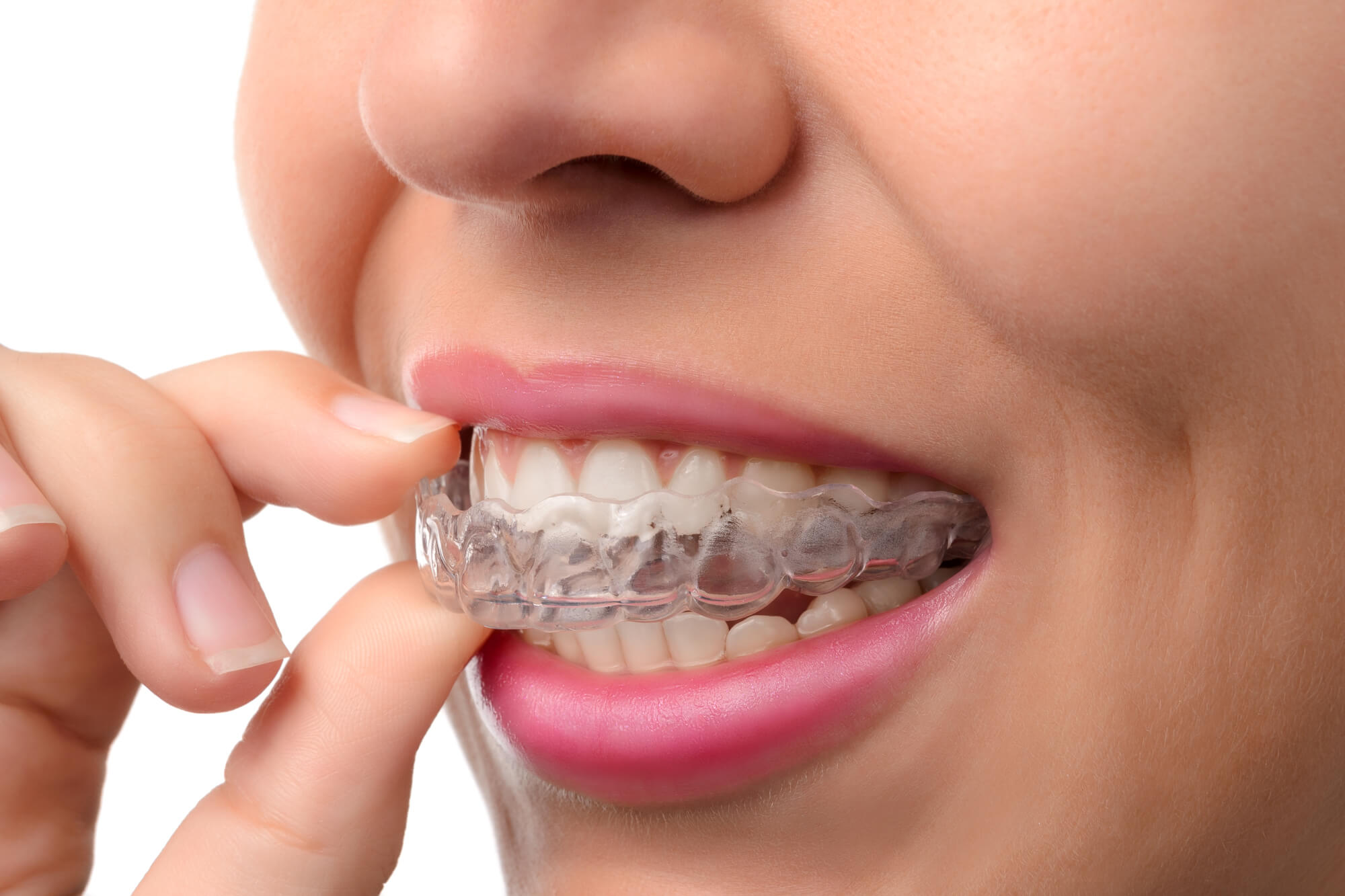 where can i see a cosmetic dentist 33409?